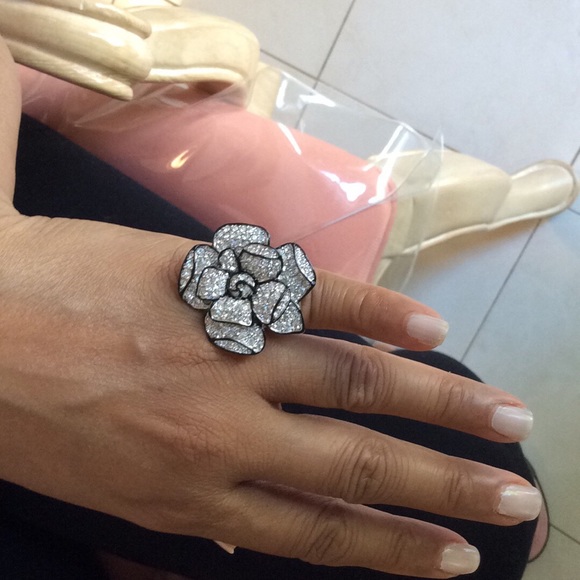 Kenneth Jay Lane Jewelry - Kenneth Jay Lane flower cz ring